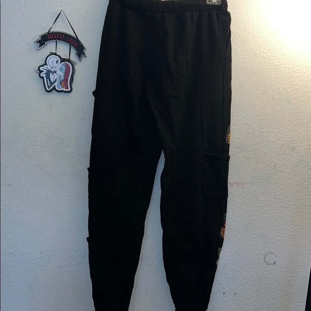 Joggers - Picture 3 of 4